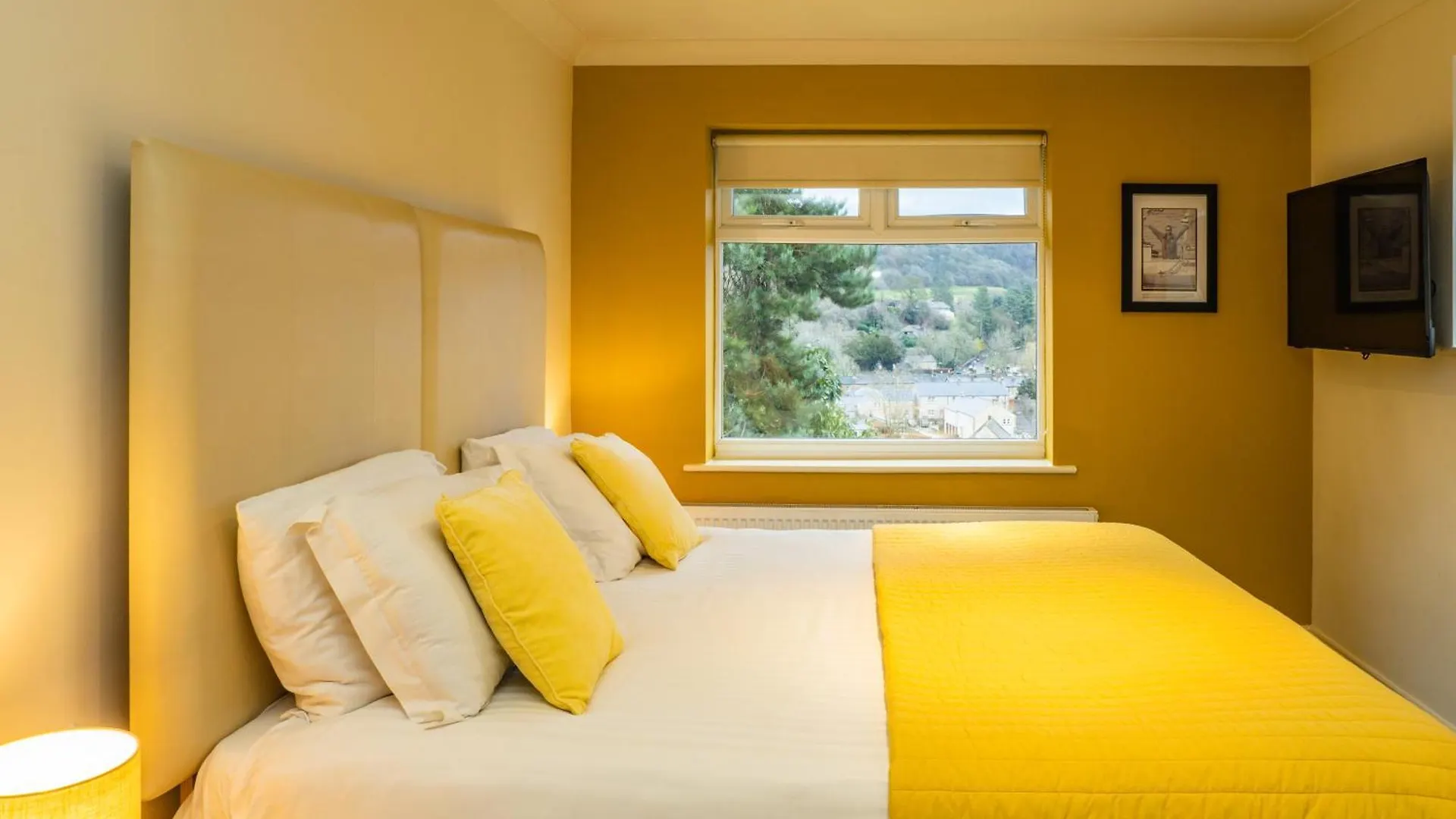 Where to Stay Near Bakewell Golf Club: 5 Central Hotels