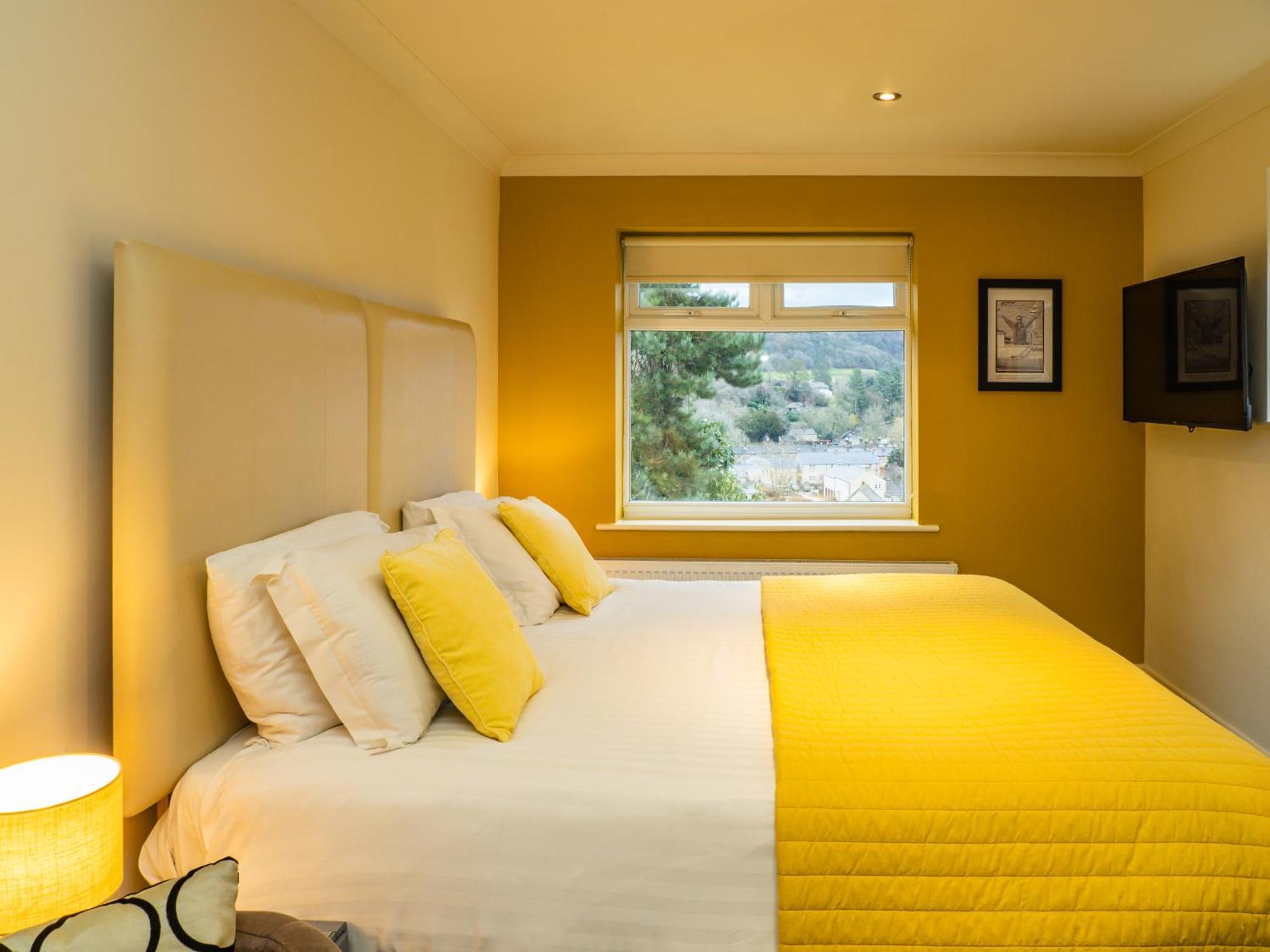 Where to Stay Near Bakewell Golf Club: 5 Central Hotels