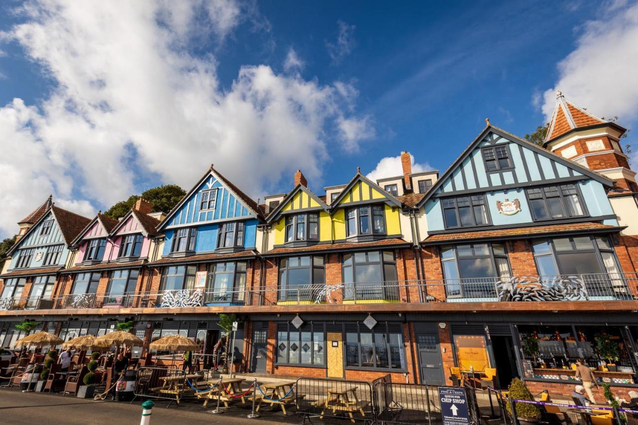 4 Smart Budget Hotels Near Cardiff Metropolitan Cathedral