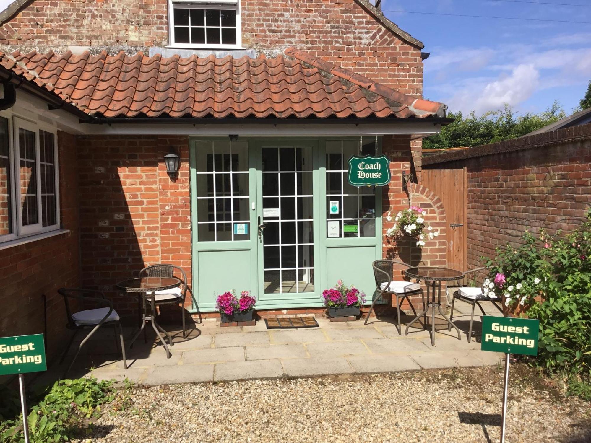 Staying in The Broads: 5 Central Hotels Compared